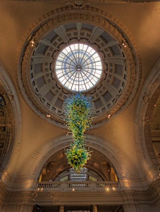 Victoria and Albert Museum adjusted with Topaz