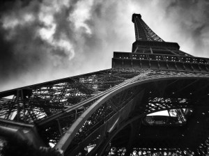 Eiffel-Tower-South-West-martinsoler-like-serge-ramelli-iphone-pocket-lens